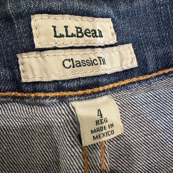 L.L. Bean Womens Classic Fit Bootcut Jeans Size 4 Regular Denim Made In Mexico - Picture 6 of 8